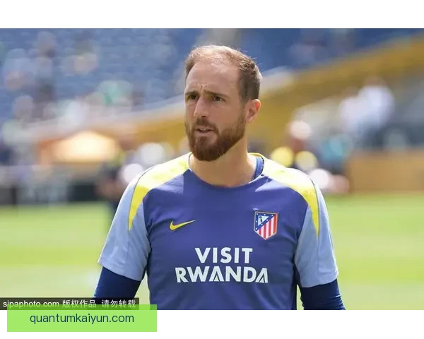 奥布拉克在世界门将排名中持续保持高水平表现，备受关注